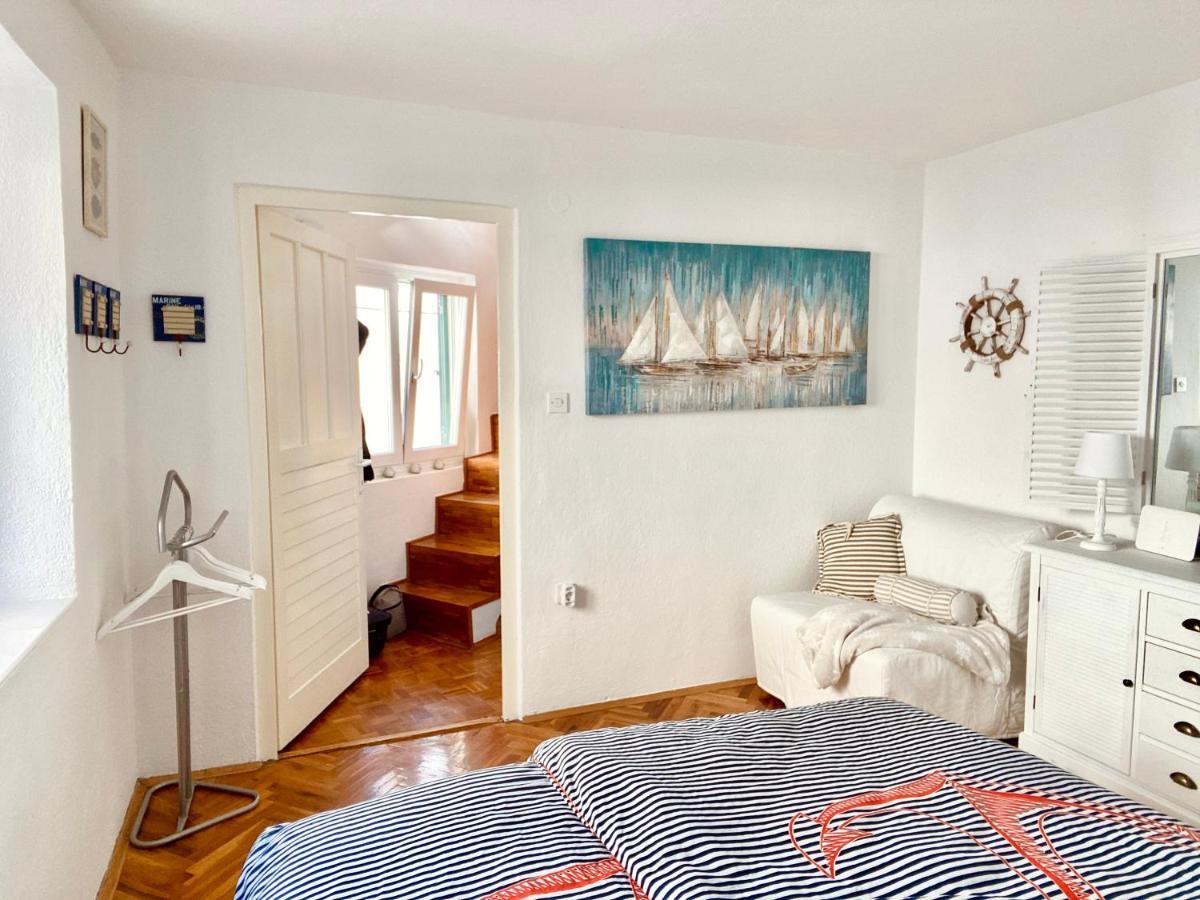 Family House Kastela Home Between Split And Trogir Exterior foto